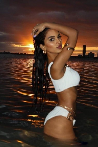 Anna, Russian escort who offers girlfriend experience in Florence (Florencia)