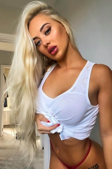 Marfa, Russian escort who offers dates in Florence (Florencia)